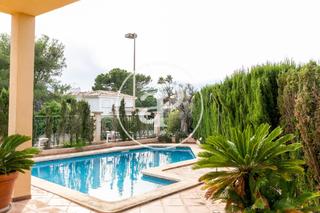 House  Rambla. Chalet en urbanización junto al mar a la venta en son verí nou