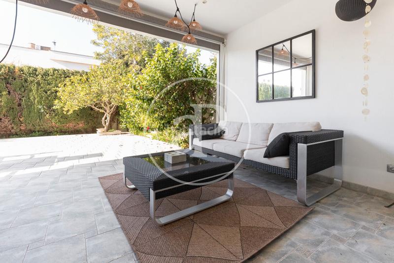 Foto 104e35e8-2f67-49d5-8368-f28232c92a78. Casa adossada amb calefacció aparcament a Son Verí Llucmajor