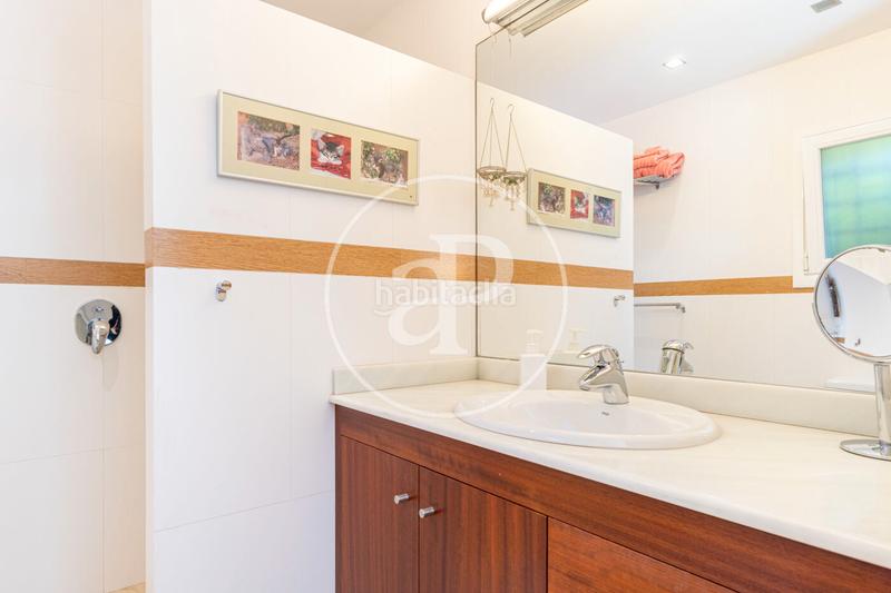 Foto 1c8c90db-7b98-4b22-bc7a-ea454cf11007. Casa amb calefacció aparcament a Gènova Palma de Mallorca