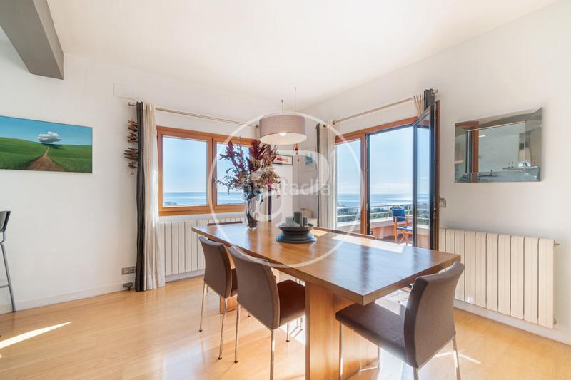 Foto df9b12de-b781-4e6f-a38e-3bb68637e87f. Casa amb calefacció aparcament a Gènova Palma de Mallorca