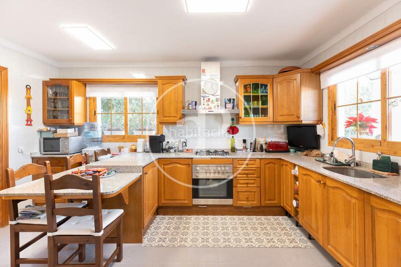 Foto 74cd8f9c-e3e1-4dc8-9c1b-2c0d0dccf19c. House with heating parking pool in Ciudad Jardín Palma de Mallorca