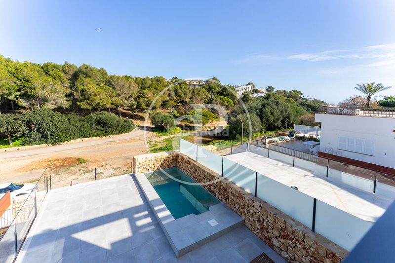 Foto 0aed9957-b154-4484-88ff-14ba3e92f273. Alquiler casa adosada adosado en alquiler en cala mendia en Manacor