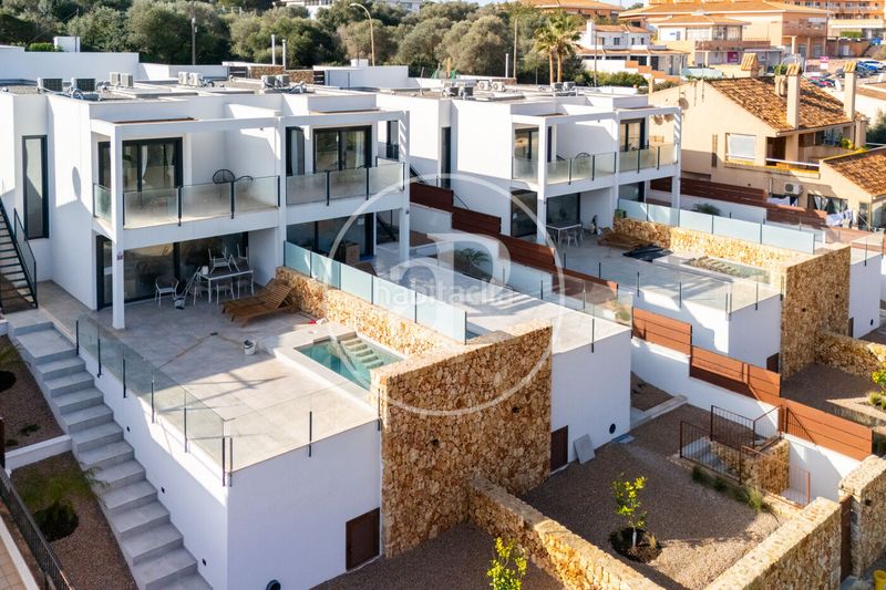 Foto a17aa495-b4aa-4e17-a570-9c6a5965d02b. Alquiler casa adosada adosado en alquiler en cala mendia en Manacor