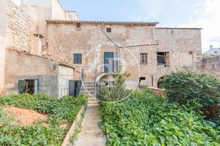 Maison jumelée à Santanyí Poble. Encanto de propiedad histórica en venta en el corazon de santany