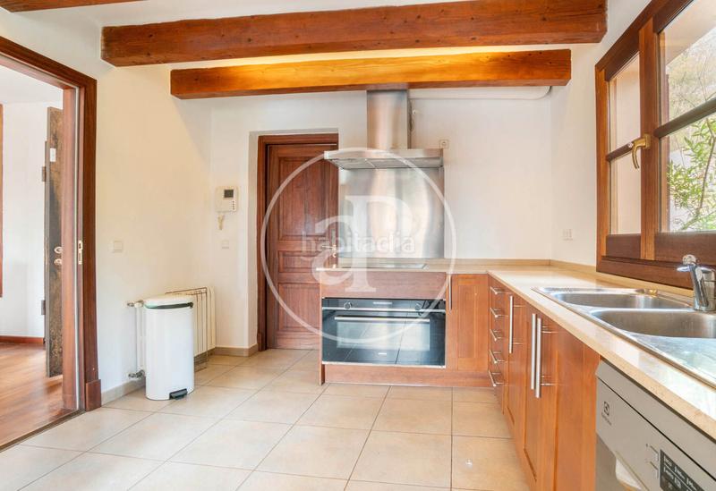 Foto 41bff36d-e41c-41f5-8825-e267e9fa13f1. Miete haus mit heizung parking pool in Esporles