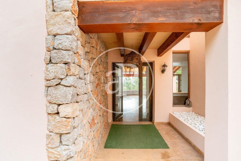 Foto 8bed8e59-46a4-40d6-ab69-d39a54f8fd3a. Miete haus mit heizung parking pool in Esporles