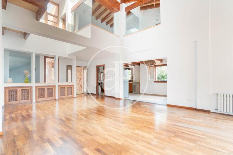 Foto a7f3ffd7-bcc2-46cc-91ea-1835dba7e6f2. Miete haus mit heizung parking pool in Esporles