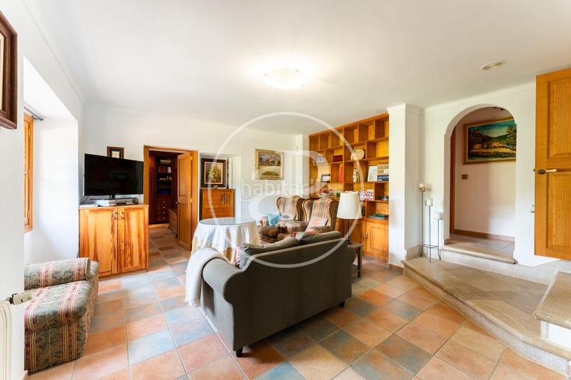Foto f169d559-1ad9-4b1b-9faa-7dd5516cdcfb. Casa amb calefacció aparcament piscina a Alaró