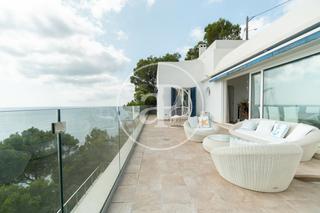 Rent House  Via de les cales. Casa en alquiler en canyamel