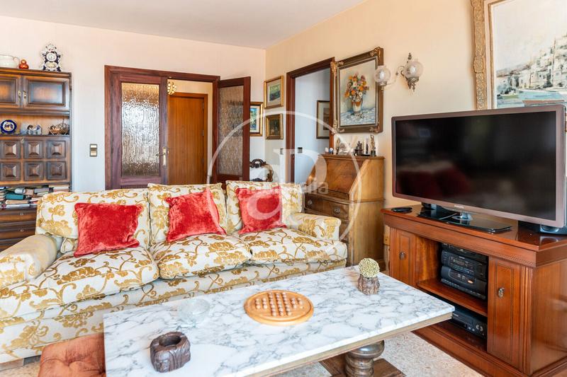 Foto 842bcb2c-5cb7-4c49-8bd8-f77f4c3a4653. Attico con riscaldamento in El Mercat Palma de Mallorca