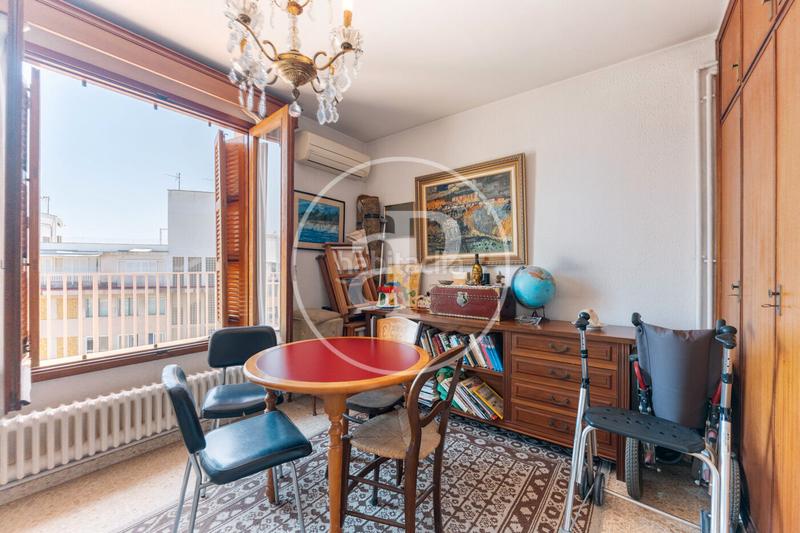 Foto 877a3fd2-90d4-46d1-9579-3384bf1ff033. Attico con riscaldamento in El Mercat Palma de Mallorca