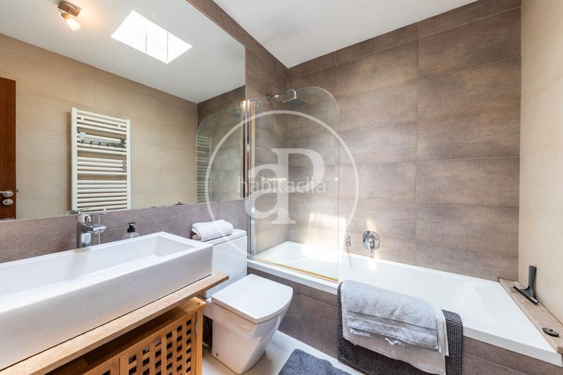 Foto 0a74f14b-06c6-4430-9ce5-cf0925b99e2f. Casa amb calefacció aparcament piscina a Gènova Palma de Mallorca