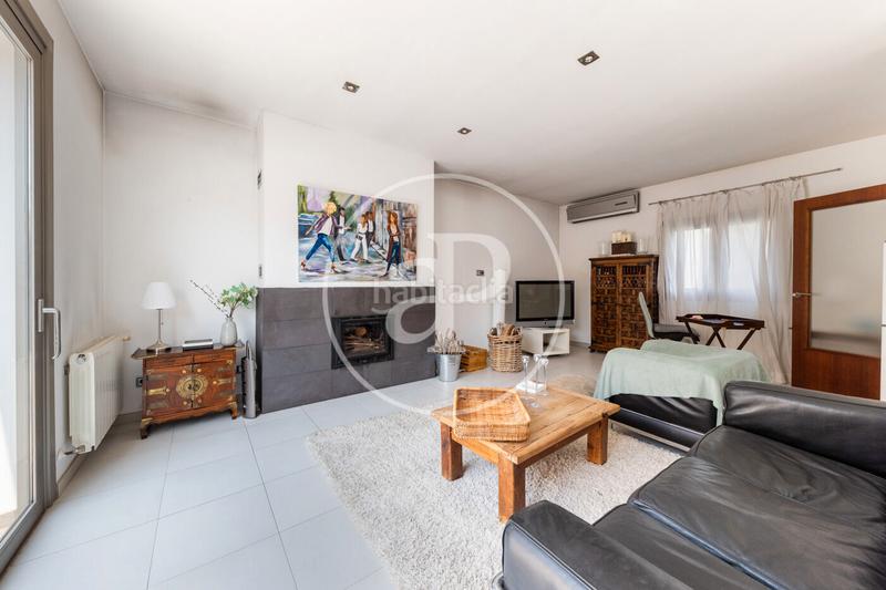 Foto ba2302cd-374b-4a66-8bed-023b19c57818. Casa amb calefacció aparcament piscina a Gènova Palma de Mallorca