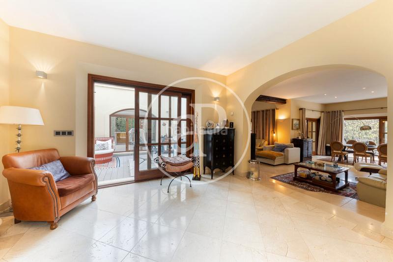 Foto d78d8e65-50c8-4c7d-90cf-1b5e84edf850. Casa con riscaldamento parcheggio piscina in Santa Ponça Calvià