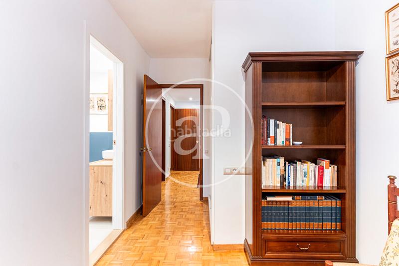 Foto baa83d50-9291-4df5-b757-e4db101a3a51. Rent flat with heating parking in Jaume III Palma de Mallorca