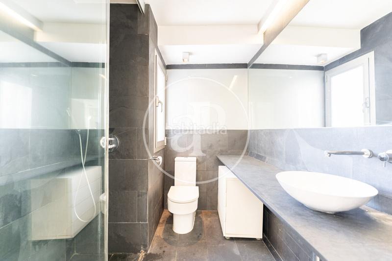 Foto fbd5701b-5e53-486b-a300-25d7229f7653. Lloguer pis amb calefacció a Santa Catalina Palma de Mallorca