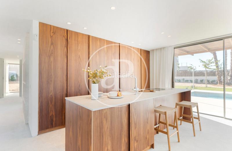 Foto 08fe0364-211f-4b07-9ba1-73e3ce44fe66. Casa 419m<sup>2</sup> con riscaldamento parcheggio piscina in Son Gual Palma de Mallorca