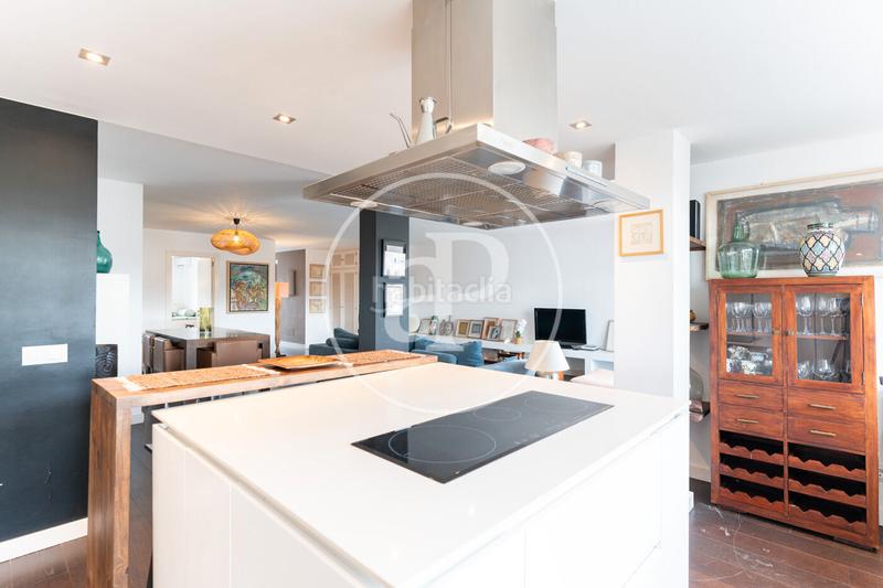 Foto 4021275d-14f1-426c-9665-1b730bb76e75. Rent penthouse with heating parking in La Missió Palma de Mallorca