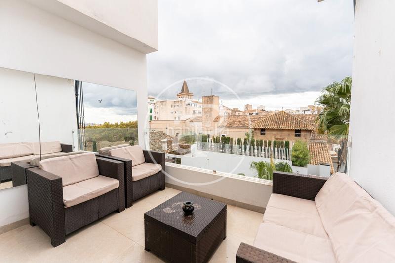 Foto 9ac72f44-21b3-47ae-8161-237ca76fce5e. Rent penthouse with heating parking in La Missió Palma de Mallorca