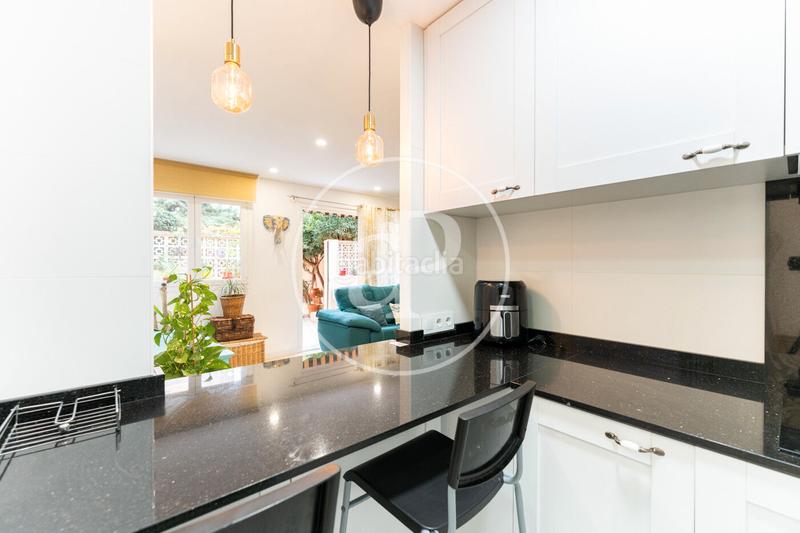 Foto fe618c8d-d5b5-4a56-b13e-9511c21dc34b. Alquiler piso planta baja en alquiler en san agustin en Palma de Mallorca