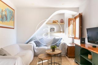 Location Appartement  Carrer de sant magí. Piso en alquiler en santa catalina
