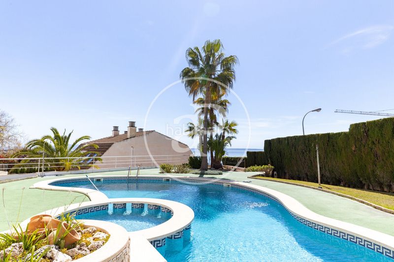 Foto c84cea9d-915d-4cab-9570-e1100f21c305. Dúplex amb calefacció aparcament piscina a Cas Català-Illetes Calvià