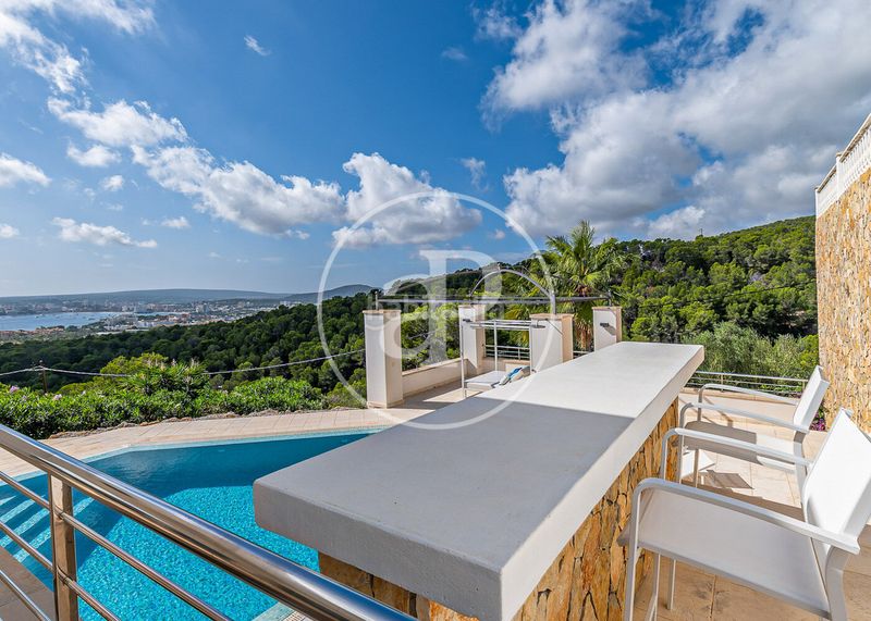Foto 420ae85f-0a0f-4bb2-806d-f73c9d65d9db. Casa amb calefacció piscina a Portals Nous Calvià