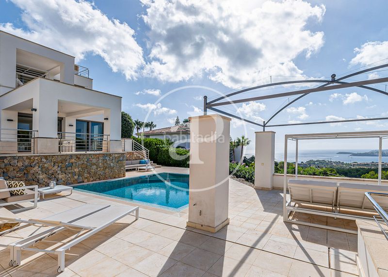 Foto 5d86f0cb-5437-4e97-8661-34529b2fb8b2. Casa amb calefacció piscina a Portals Nous Calvià