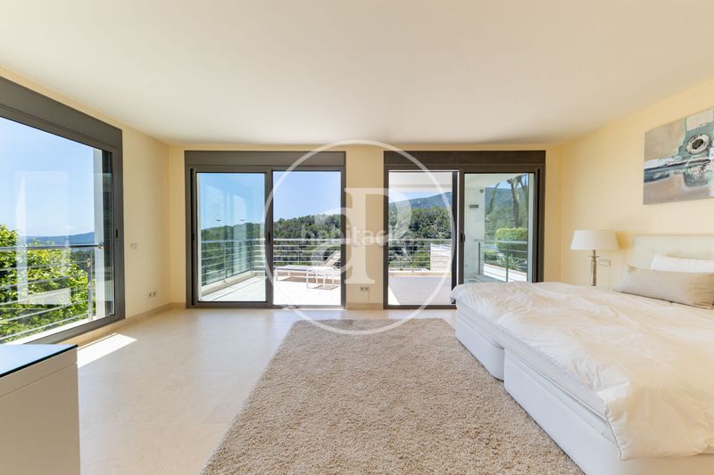 Foto eb648cb0-b5a5-4898-9935-6f9174518975. Casa amb calefacció piscina a Portals Nous Calvià