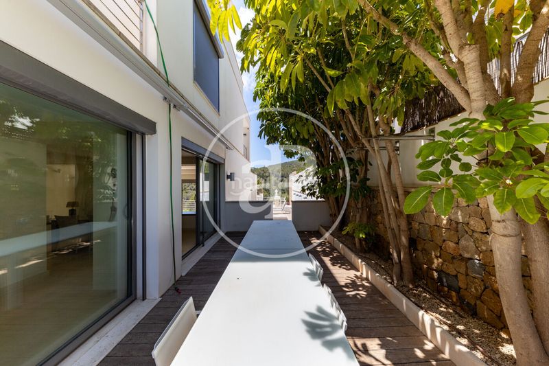 Foto fc57b10e-559c-4fbd-a36d-2e18f15a9fa6. Casa amb calefacció piscina a Portals Nous Calvià