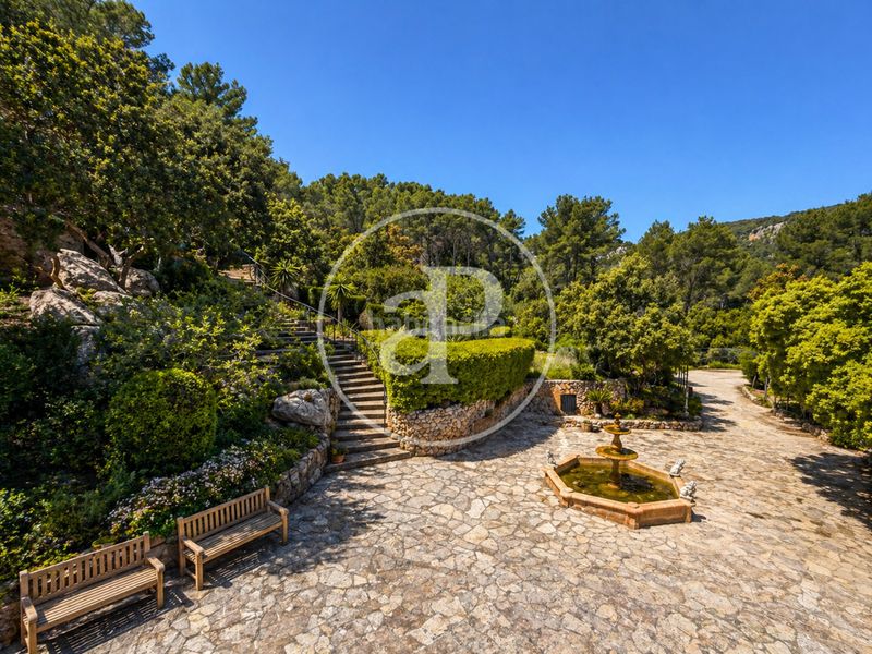 Foto c4478512-e5d4-4fae-aaf7-03ff81e17dbf. Casa amb calefacció aparcament piscina a Esporles