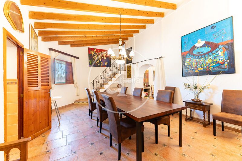 Foto a23f52d1-e952-4f4e-a859-494b76626950. Casa amb calefacció aparcament piscina a Zona Rústica - Interior Campos