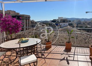 Miete Etagenwohnung in Plaça dels Patins. Ático en alquiler de temporada en el centro de palma
