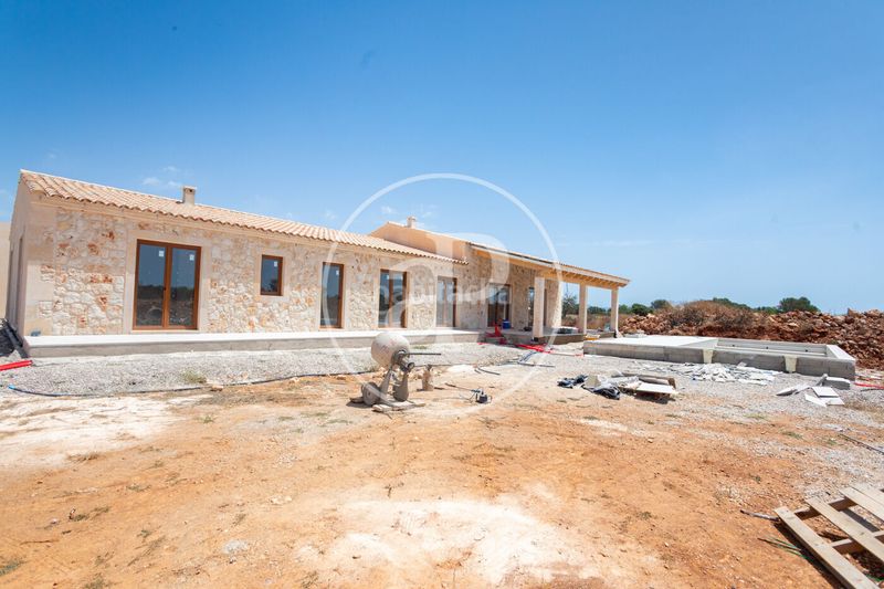 Foto 0cc046be-cd56-4a10-b39d-b3b1a5bfce62. Casa amb calefacció aparcament piscina a Campos poble Campos