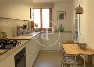 Rent Flat in El Sindicat. Piso en alquiler de larga estancia en el centro histórico