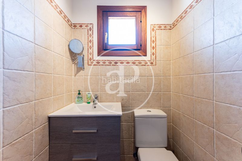 Foto 04d15d3f-42e4-45a0-bfb0-13dd1ade72a1. Casa amb calefacció aparcament piscina a Algaida