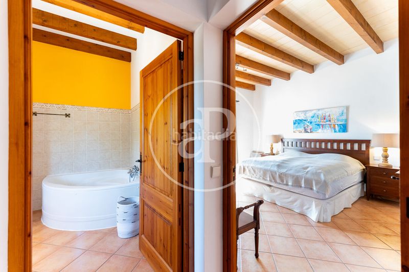 Foto 6ad0e1f4-2d59-4cb1-98f7-59e3483402ff. Casa amb calefacció aparcament piscina a Algaida