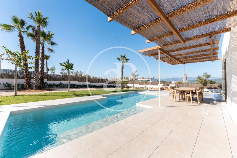 Foto bad10449-4dc2-4ca9-9f52-8a36415be97e. Casa 419m<sup>2</sup> con riscaldamento parcheggio piscina in Son Gual Palma de Mallorca