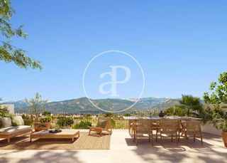 Casa en venta en Santa Maria PAREADAS EN 3 PLANTAS CON TERRAZA Y PISCINA