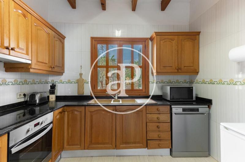 Foto b4be7baf-a910-4576-bf63-c4df96c773fe. Location maison avec chauffage parking piscine dans Sencelles