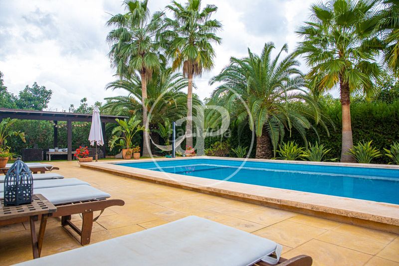 Foto 3b209c4b-2cea-4d90-984b-6822cad99a5e. Casa amb aparcament piscina a Son Sardina Palma de Mallorca
