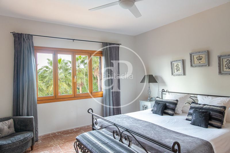 Foto afeb9251-ac47-469e-b91d-332a2f96c877. Casa amb aparcament piscina a Son Sardina Palma de Mallorca