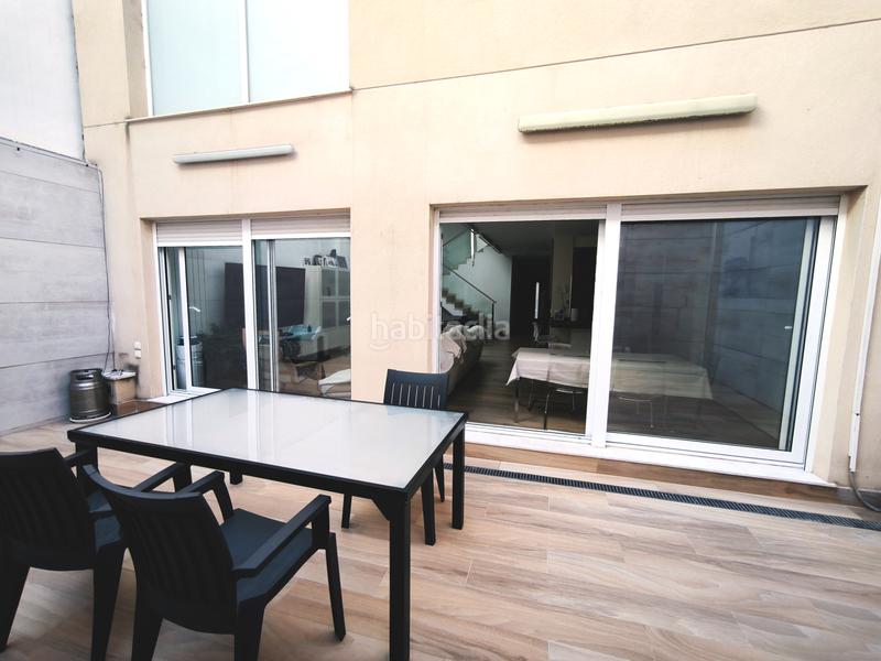Foto fe1bd4bf-4d01-48ab-ba7f-56ec208532a4. Casa a schiera con camino riscaldamento parcheggio in Torrent