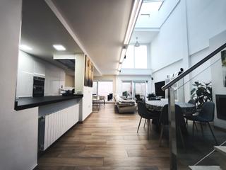 Triplex à Zona Avenida al Vedat. Vivienda única como pocas en torrent