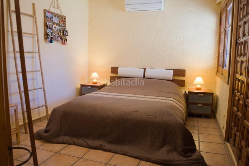 Foto f108ba13-2291-4115-9dae-418af87a7d27. Chalet con camino riscaldamento parcheggio piscina in Paterna