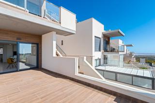 Maison à San Miguel de Salinas. Perfecto bungalow unifamiliar