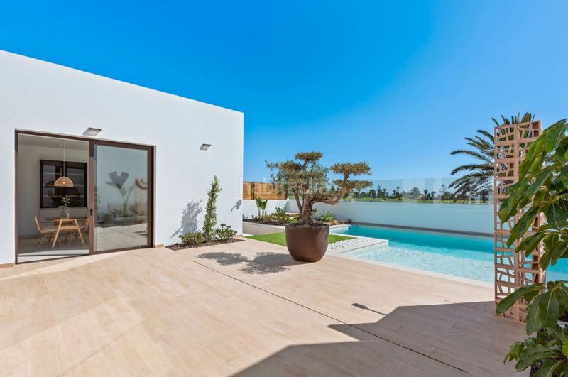Foto 9148b4e3-a6da-46c9-b887-1f0b0f043777. Casa solo queda una villas exclusivas en serena golf – los alcázares en Alcázares (Los)