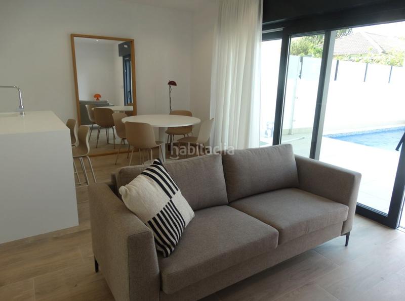 Foto a65edd76-daf9-4e9b-9d3d-dda0e68f5b37. Casa amb calefacció aparcament piscina a Santiago de La Ribera San Javier