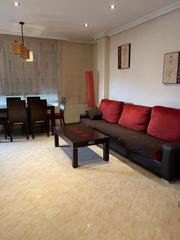 Miete Etagenwohnung in Alcantarilla. Alquiler de vivienda en el centro de alcantarilla