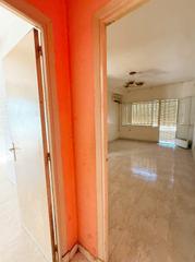 Pis a Plaza pepe de la pequeña 1. Para inversores en alcantarilla – piso amplio para reformar ?? p